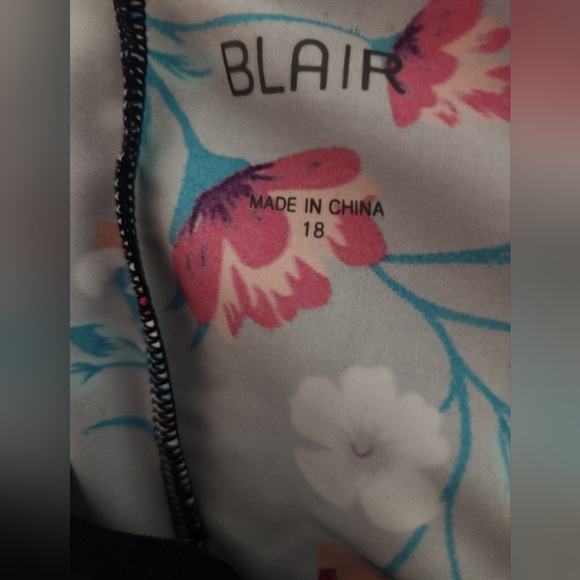 NWT BLAIR Floral Black Women's Romper SIZE 18. - Picture 4 of 12